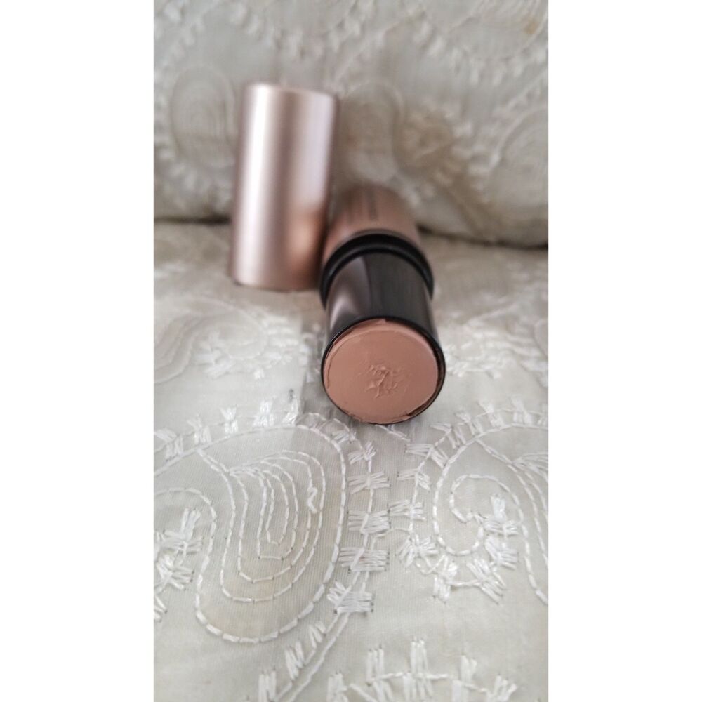 The Complexion Rescue Tinted Moisturizer YOU CHOOSE C198 OR C190